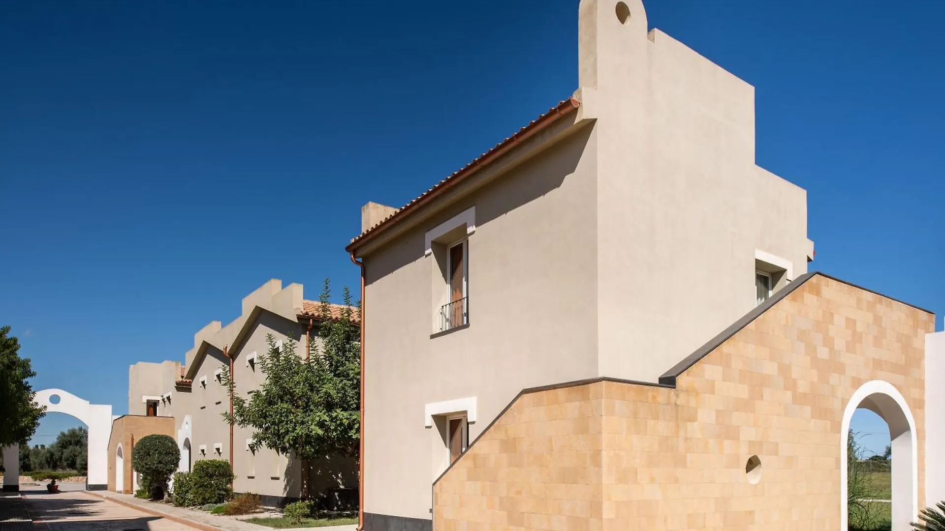 Residence Archimede Fanusa Aparthotel