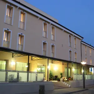 Fontanelle 3*, Fratta Terme Italie